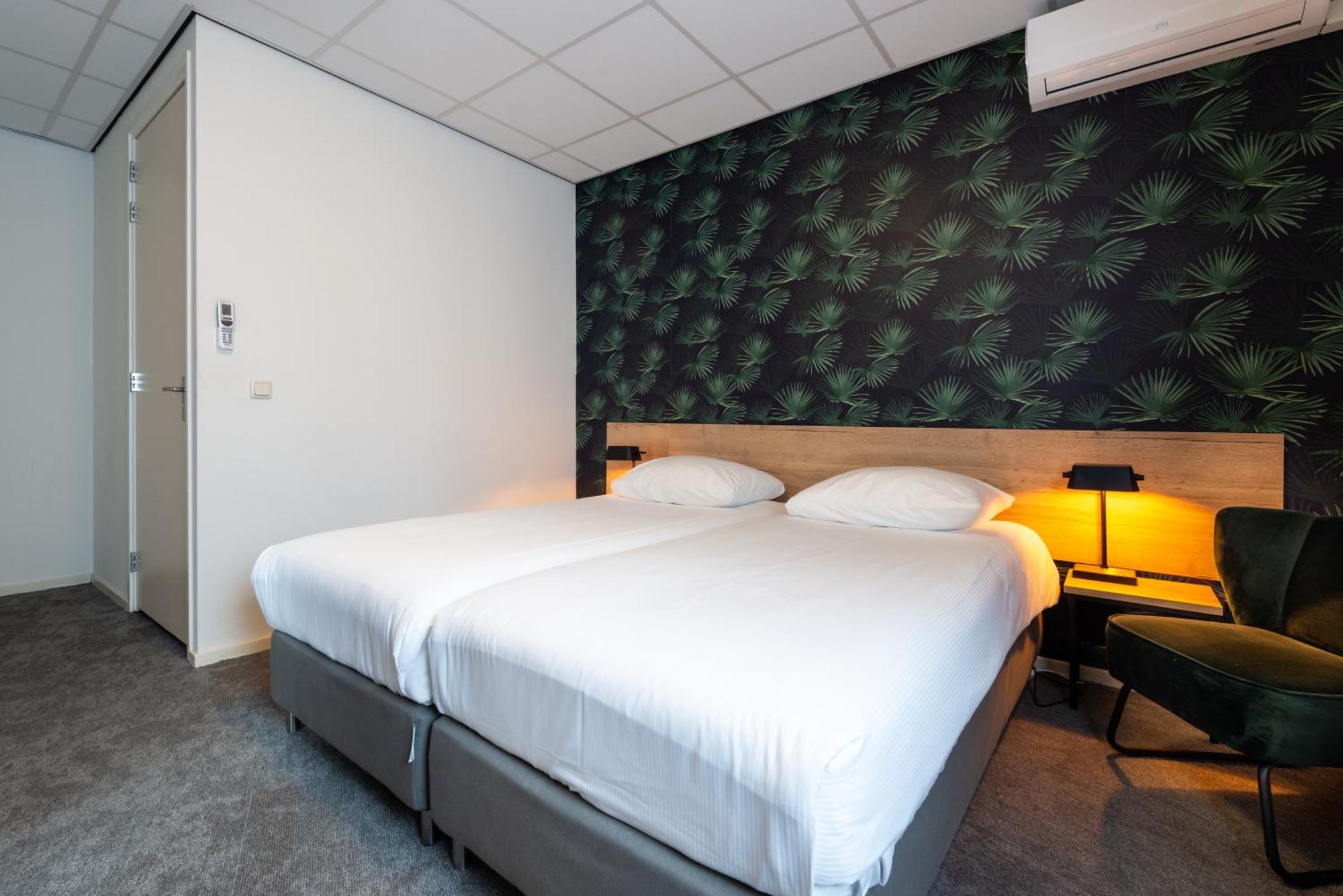 Hotel-Appartementen Klaver Vier Wagenborgen Bagian luar foto