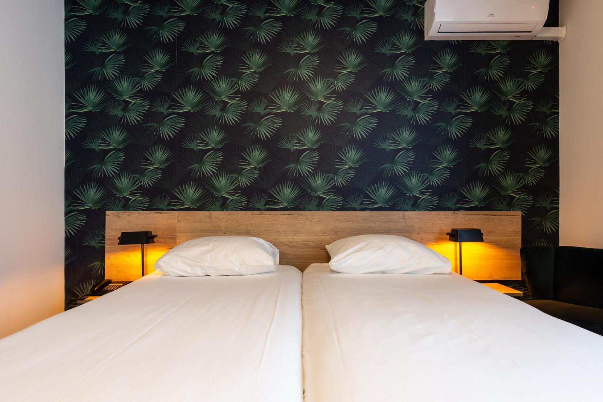 Hotel-Appartementen Klaver Vier Wagenborgen Bagian luar foto